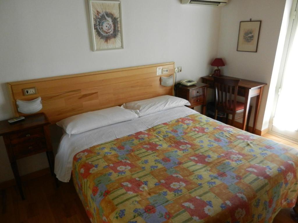Hotel Paradiso Monteluco Quarto foto